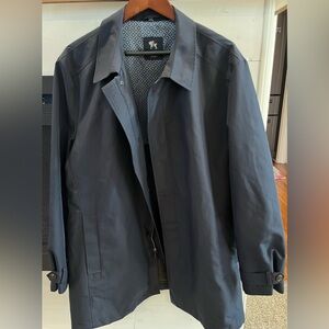 Hart Schaffner Marx Navy Raincoat Lightweight size 46R